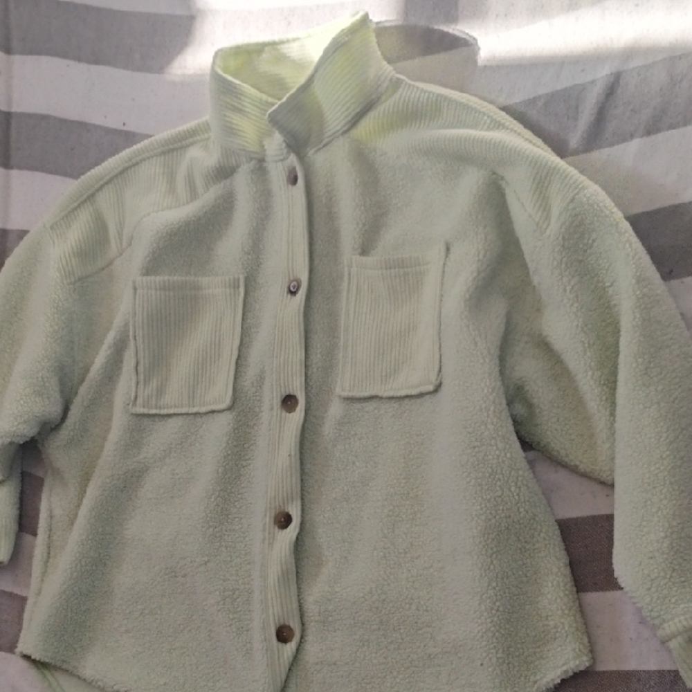 American Eagle Outfitters Light Green Button Up Shirt Jacket - Picture 3 of 6